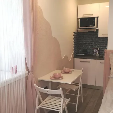 Ichill Apartment *